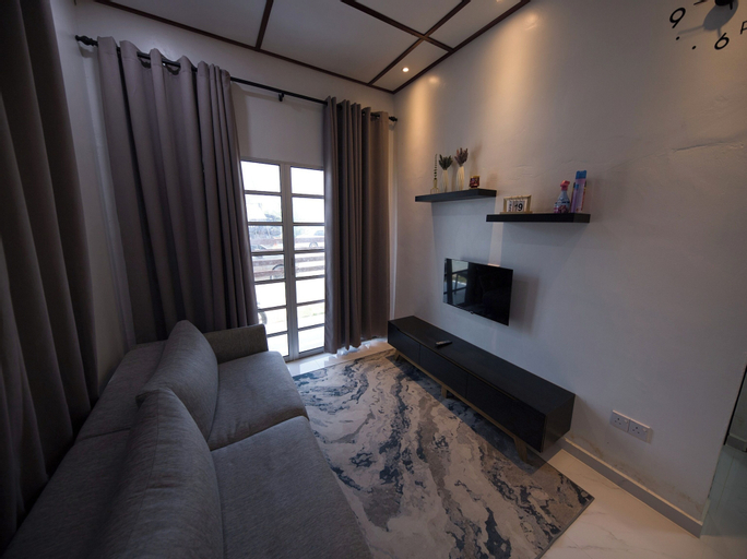 Others 5, OYO 90976 Pantaistay baturakit, Jambi