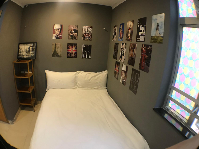Bedroom 14