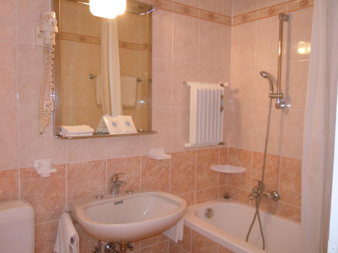 Bathroom 2, Hotel Nassa Garni, Lugano