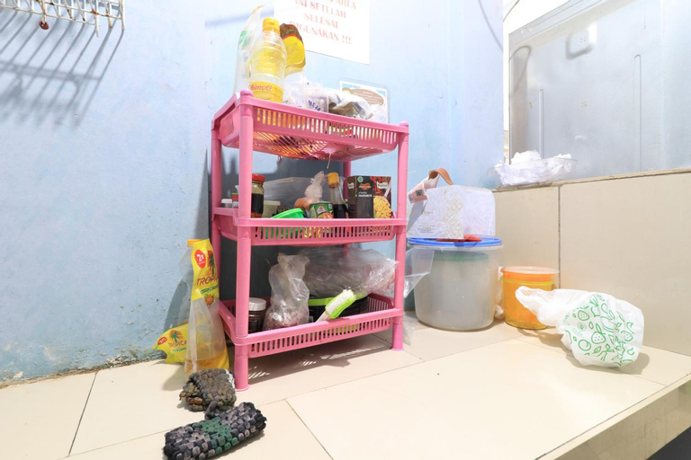 Others 4, Eiffel Residence Batu Tulis 35A1 - Female Only, North Jakarta
