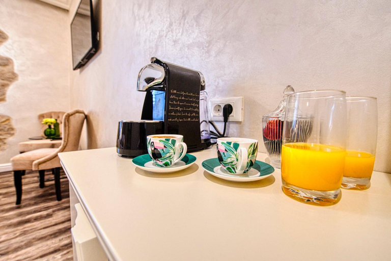 Food & Drinks 5, Riva Palace - design rooms, Zadar