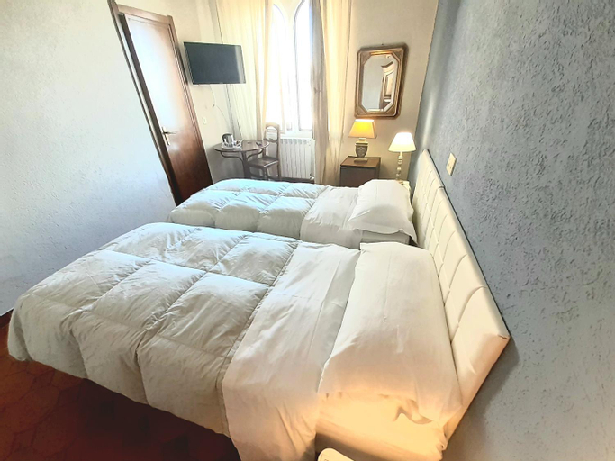 Bedroom 17