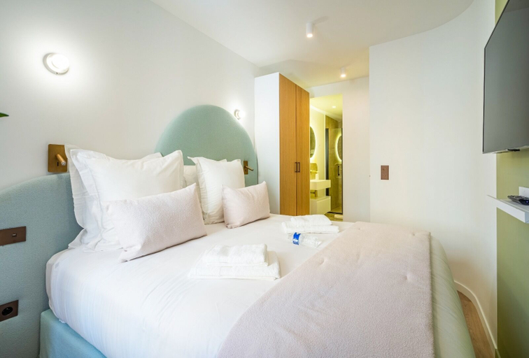 Bedroom 4, Résidence Saint-Tropez FENIERS, Var