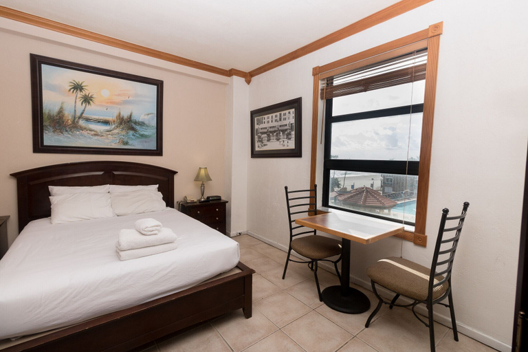 Bedroom 1, 405 Ocean View Hollywood Beach, Broward
