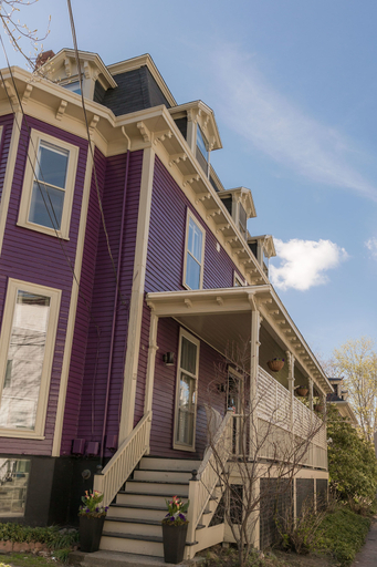 Exterior & Views, Gilded, Newport