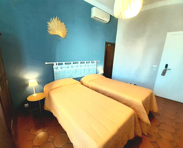 Bedroom 15