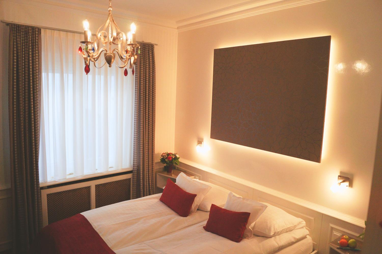Bedroom 3, Hotel Oberkirch, Freiburg im Breisgau