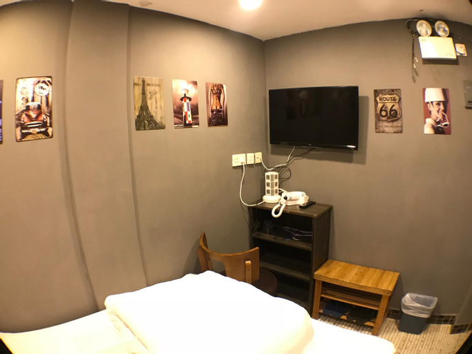 Bedroom 18