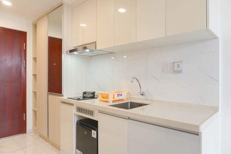 Others 4, Furnished and Cozy Studio Sky House Alam Sutera Apartment By Travelio, Tangerang