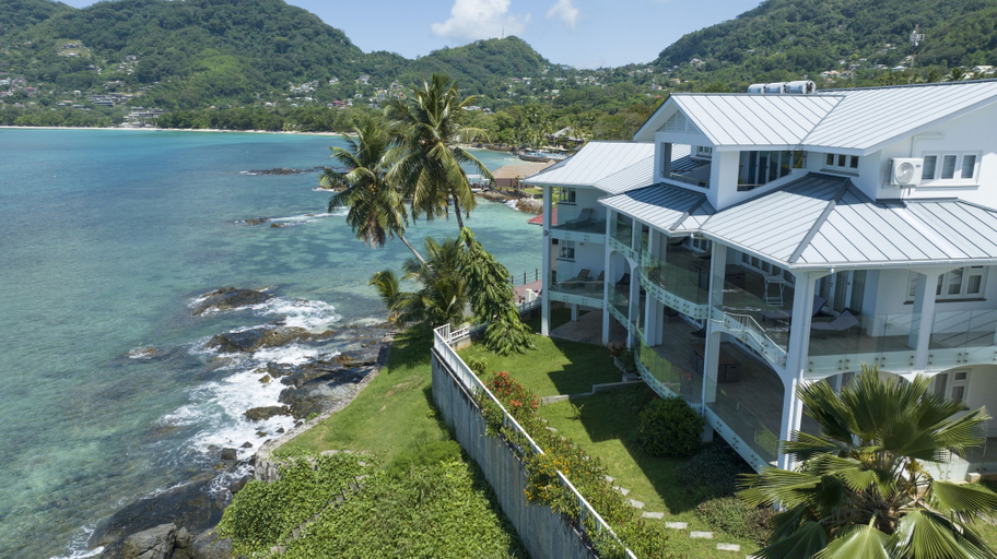 Exterior & Views, VallonEnd Beach Front Villa