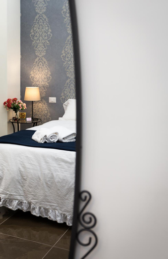 Bedroom 2, B and B Depretis19, Napoli
