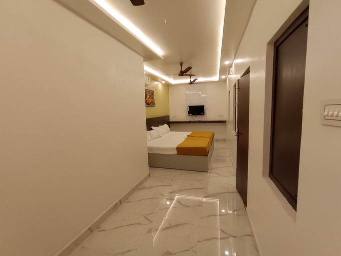 Others 5, Arul Residency, Puducherry