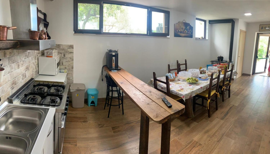 Food & Drinks 4, Casa Nostra, Salerno