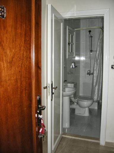 Bathroom 3, Luxor Hotel Hurghada, Al-Ghurdaqah