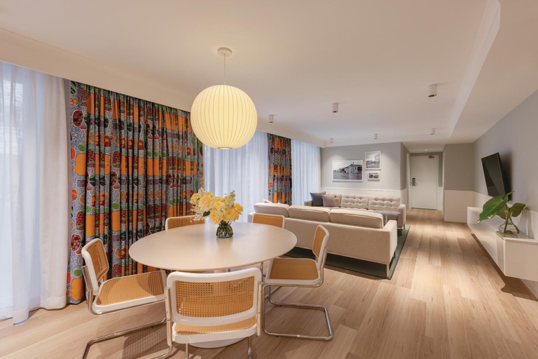 Dining Room 11