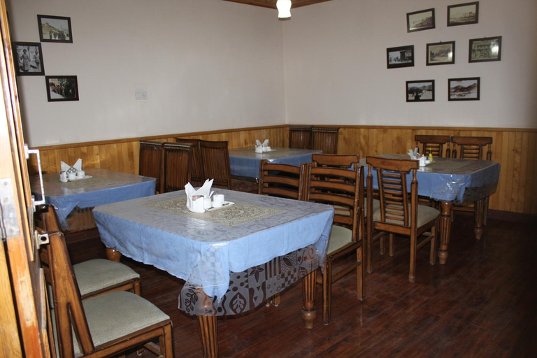 Food & Drinks, New Royal Guest House, Leh