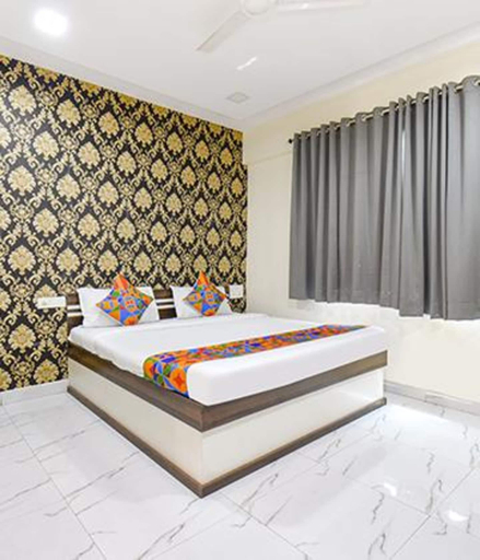 Bedroom 1, Fabhotel Prime Emerald I, Pune