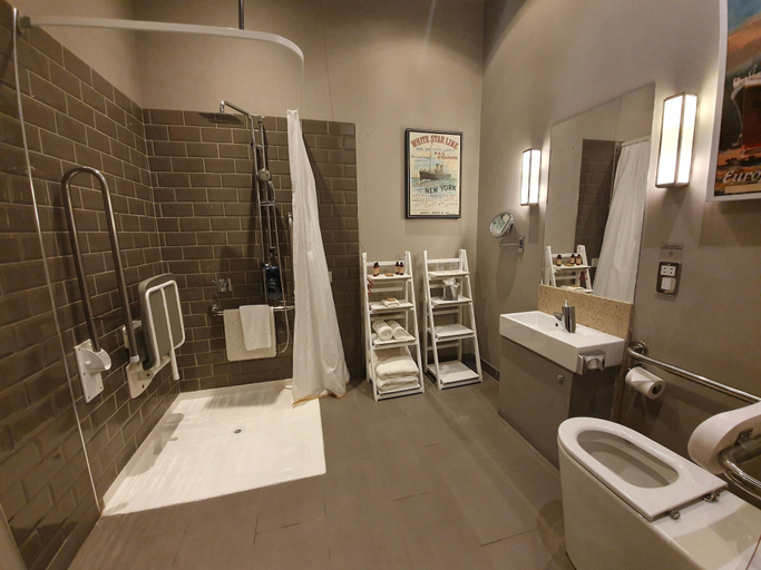 Bathroom 4, Titanic Hotel Liverpool, Sefton