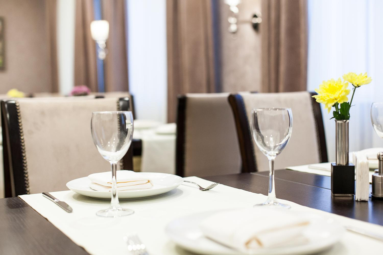 Food & Drinks 3, West Park Hotel, Kyievo-Sviatoshyns'kyi