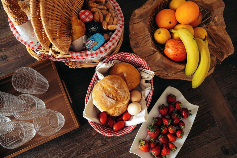 Food & Drinks 5, Melianthos Villas, South Aegean