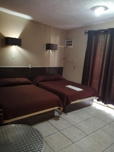 Bedroom 2, Hotel Delfines Del Mar, Acapulco de Juárez
