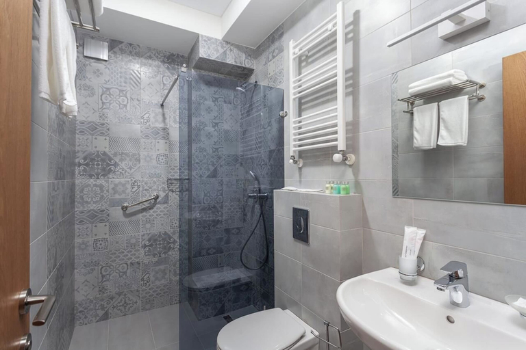 Bathroom 3, Brooch Boutique Hotel, Tbilisi