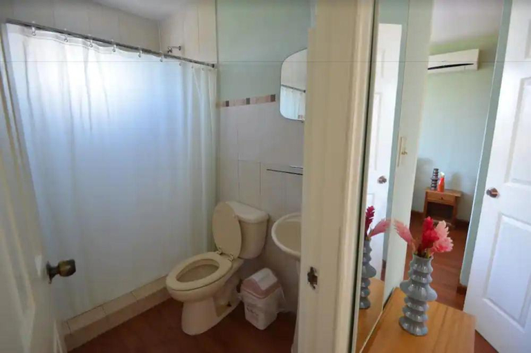 Bathroom 3, Caribbean Villages Aparments, Bocas del Toro