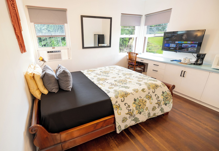 Bedroom 9