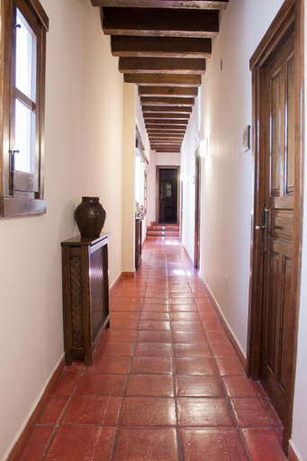 Others 4, Palacio de Monjaraz, Ávila
