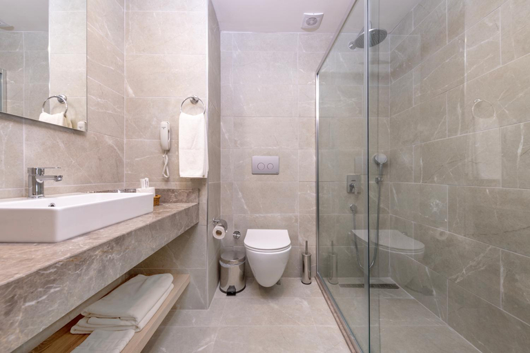 Bathroom 3, Lims Bonadea Beach Hotel, Kemer