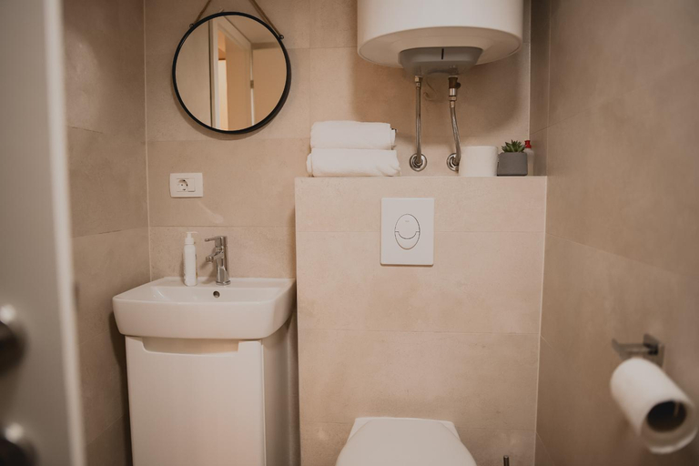Bathroom 2, Apartman Neo, Herzegovina-Neretva