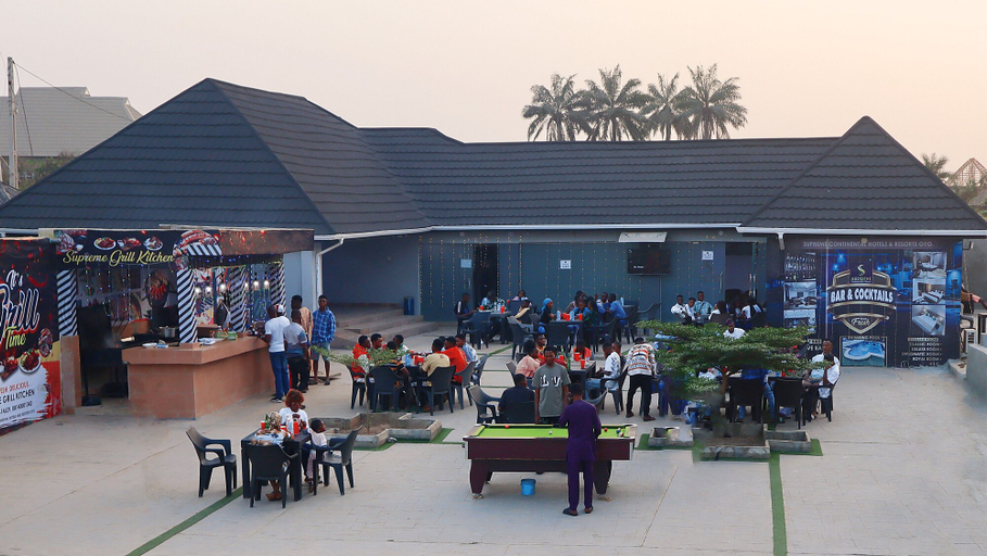 Food & Drinks 5, Supreme Continental Hotel & Resorts, Oyo West