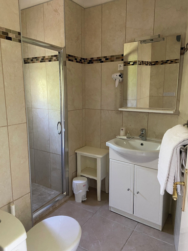 Bathroom 3, Les Belles Terrasses, Alpes-Maritimes