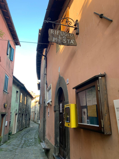 Rifugio La Mesta, Lucca