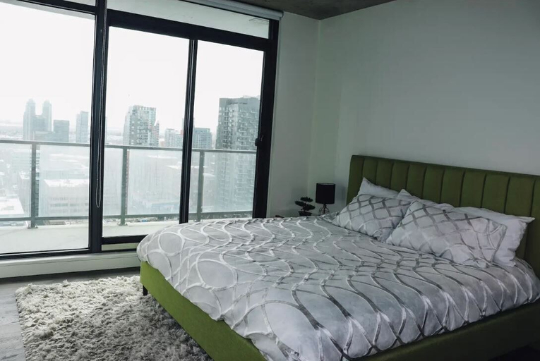 Bedroom 2, Sky Palace, Division No. 6