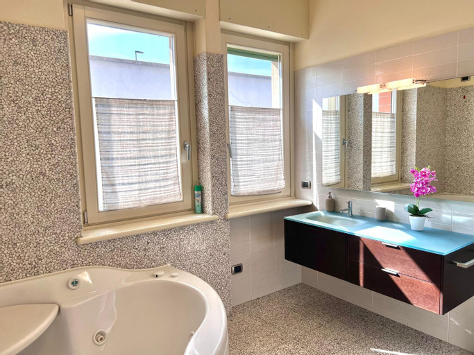 Bedroom 2, Bergamoinhouse, Bergamo