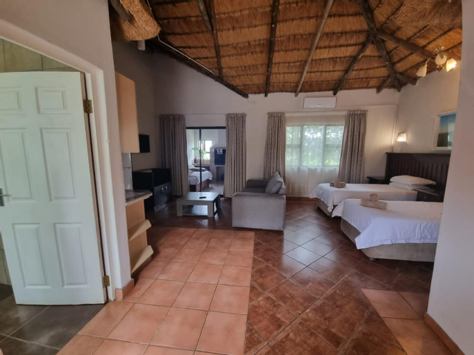 Bedroom 2, Qabuleka BNB, Zululand