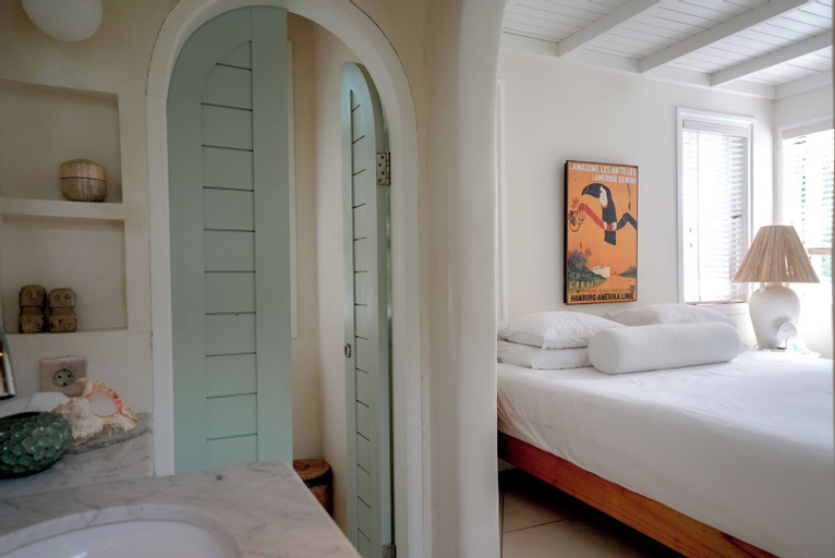 Bedroom 16