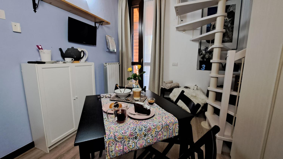 Food & Drinks 2, Bed & Breakfast Le Due G, Varese