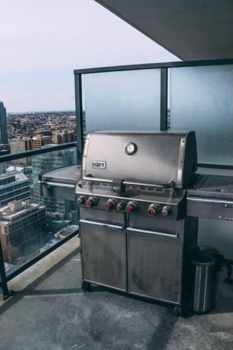 Food & Drinks, Sky Palace, Division No. 6