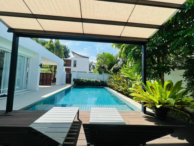 Sport & Beauty 2, Luxury pool villa Pranburi is nearby the ocean., Pran Buri