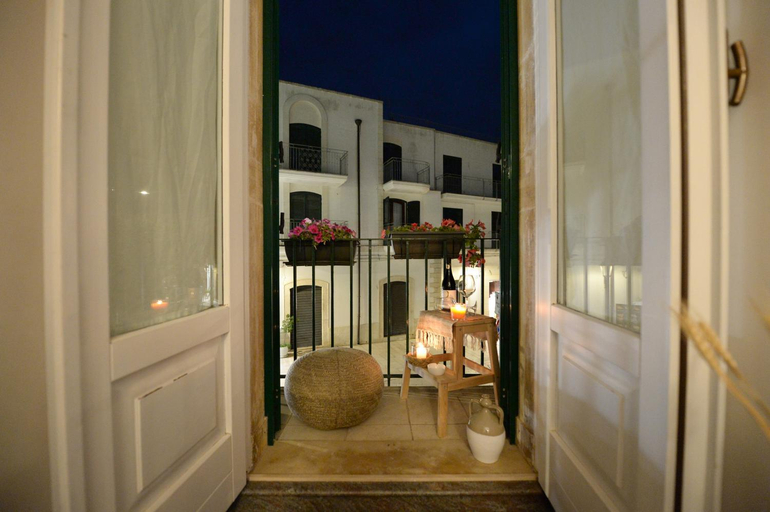 Others 5, BORGANTHIA, Bari