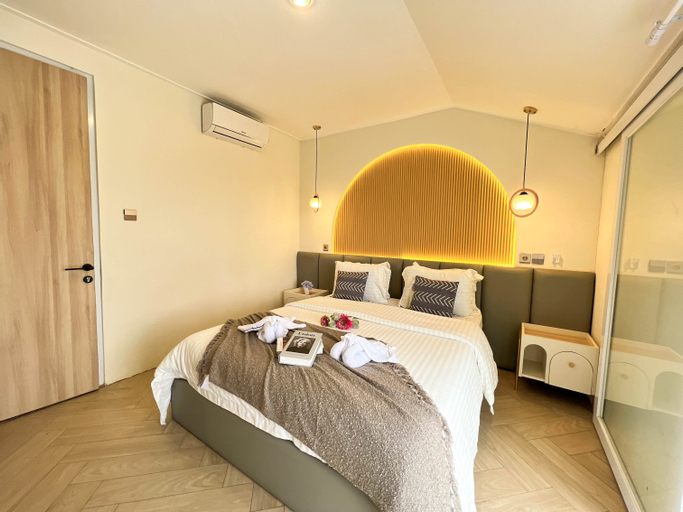 Bedroom 26