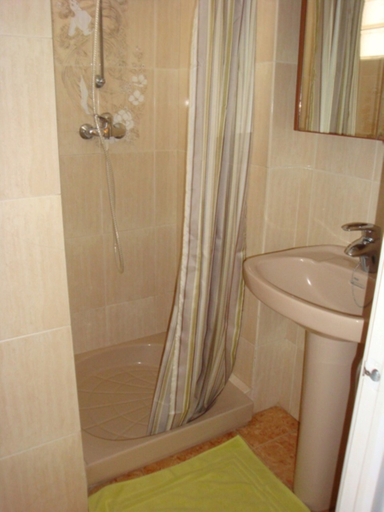 Bathroom 3, 107522 - Apartment in Cala Canyelles, Girona
