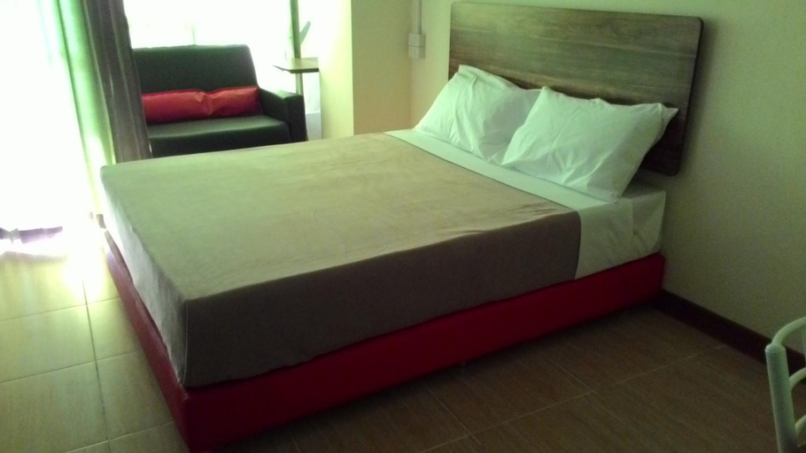 Bedroom 16