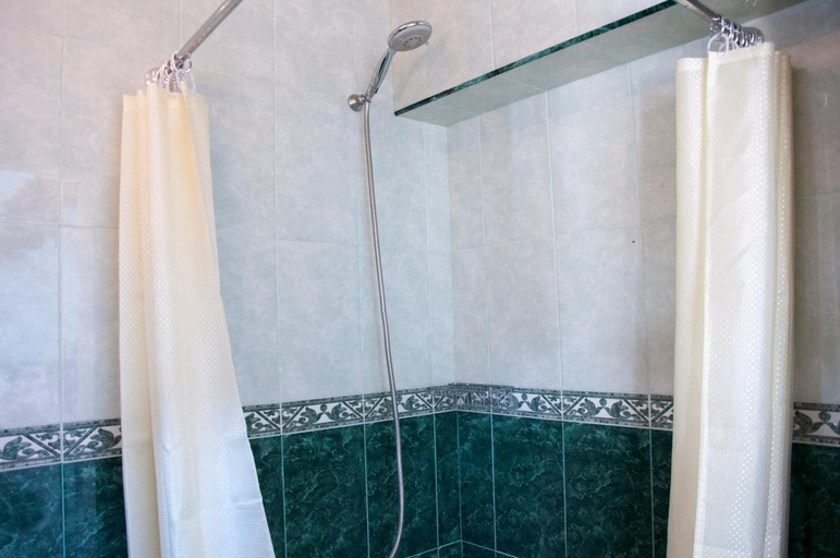 Bathroom 2, Guest House Lile, Tbilisi