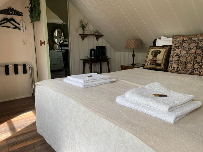 Bedroom 1, The Rose, Littenseradiel