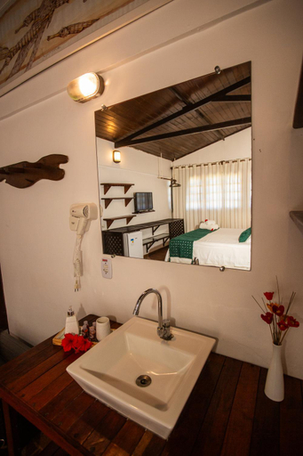 Bathroom, Pousada Santu Noronha, Fernando de Noronha