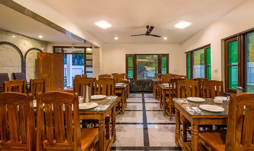 Food & Drinks 4, Fabhotel Prime Grand Ali, Srinagar
