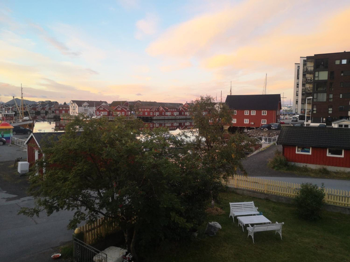 Others 2, Kule gule huset, Vågan